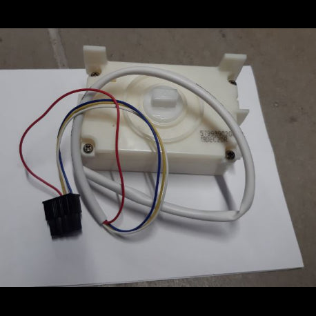 Beko Refrigerator Ice Cube Maker - 5799890210